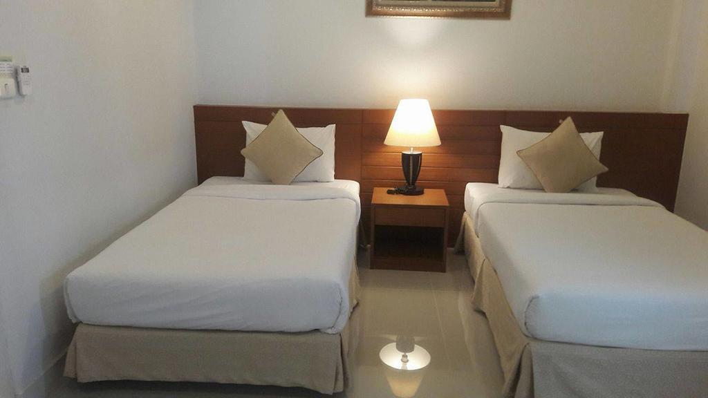 Green House Phuket Pa Khlok Экстерьер фото